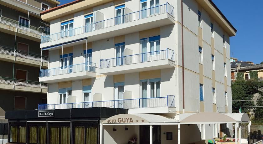 Hotel Guya Varazze Exteriér fotografie
